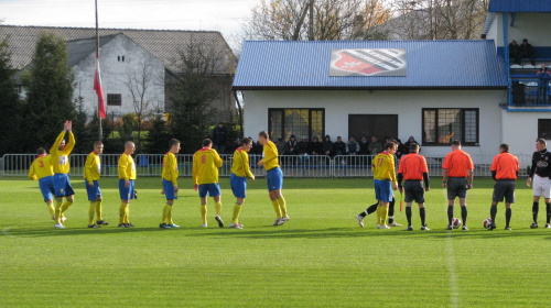 Piast Tuczempy - Pogoń Leżajsk (1:1), 11.11.2011 r. - IV liga podkarpacka #IVLiga #lezajsk #lezajsktm #leżajsk #piast #PiłkaNożna #pogon #pogoń #PogońLeżajsk #seniorzy #sport #tuczempy