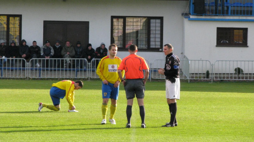 Piast Tuczempy - Pogoń Leżajsk (1:1), 11.11.2011 r. - IV liga podkarpacka #IVLiga #lezajsk #lezajsktm #leżajsk #piast #PiłkaNożna #pogon #pogoń #PogońLeżajsk #seniorzy #sport #tuczempy