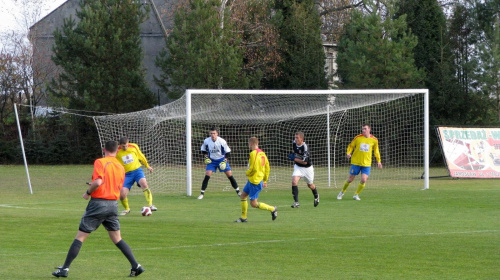 Piast Tuczempy - Pogoń Leżajsk (1:1), 11.11.2011 r. - IV liga podkarpacka #IVLiga #lezajsk #lezajsktm #leżajsk #piast #PiłkaNożna #pogon #pogoń #PogońLeżajsk #seniorzy #sport #tuczempy