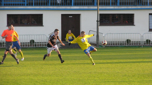 Piast Tuczempy - Pogoń Leżajsk (1:1), 11.11.2011 r. - IV liga podkarpacka #IVLiga #lezajsk #lezajsktm #leżajsk #piast #PiłkaNożna #pogon #pogoń #PogońLeżajsk #seniorzy #sport #tuczempy