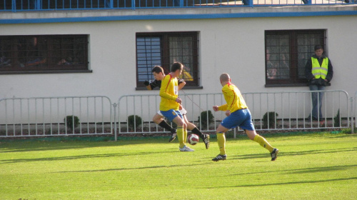 Piast Tuczempy - Pogoń Leżajsk (1:1), 11.11.2011 r. - IV liga podkarpacka #IVLiga #lezajsk #lezajsktm #leżajsk #piast #PiłkaNożna #pogon #pogoń #PogońLeżajsk #seniorzy #sport #tuczempy