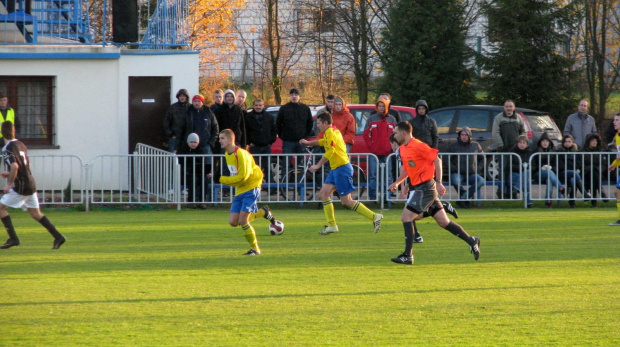 Piast Tuczempy - Pogoń Leżajsk (1:1), 11.11.2011 r. - IV liga podkarpacka #IVLiga #lezajsk #lezajsktm #leżajsk #piast #PiłkaNożna #pogon #pogoń #PogońLeżajsk #seniorzy #sport #tuczempy