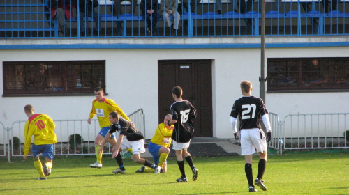 Piast Tuczempy - Pogoń Leżajsk (1:1), 11.11.2011 r. - IV liga podkarpacka #IVLiga #lezajsk #lezajsktm #leżajsk #piast #PiłkaNożna #pogon #pogoń #PogońLeżajsk #seniorzy #sport #tuczempy