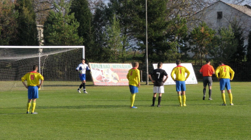 Piast Tuczempy - Pogoń Leżajsk (1:1), 11.11.2011 r. - IV liga podkarpacka #IVLiga #lezajsk #lezajsktm #leżajsk #piast #PiłkaNożna #pogon #pogoń #PogońLeżajsk #seniorzy #sport #tuczempy