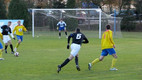 Piast Tuczempy - Pogoń Leżajsk (1:1), 11.11.2011 r. - IV liga podkarpacka #IVLiga #lezajsk #lezajsktm #leżajsk #piast #PiłkaNożna #pogon #pogoń #PogońLeżajsk #seniorzy #sport #tuczempy