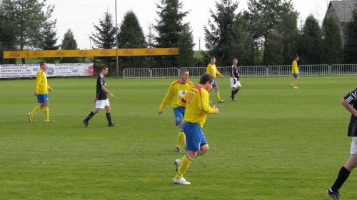 Piast Tuczempy - Pogoń Leżajsk (1:1), 11.11.2011 r. - IV liga podkarpacka #IVLiga #lezajsk #lezajsktm #leżajsk #piast #PiłkaNożna #pogon #pogoń #PogońLeżajsk #seniorzy #sport #tuczempy