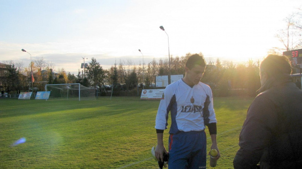 Piast Tuczempy - Pogoń Leżajsk (1:1), 11.11.2011 r. - IV liga podkarpacka #IVLiga #lezajsk #lezajsktm #leżajsk #piast #PiłkaNożna #pogon #pogoń #PogońLeżajsk #seniorzy #sport #tuczempy