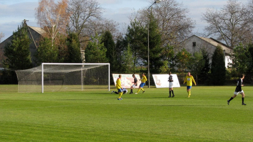 Piast Tuczempy - Pogoń Leżajsk (1:1), 11.11.2011 r. - IV liga podkarpacka #IVLiga #lezajsk #lezajsktm #leżajsk #piast #PiłkaNożna #pogon #pogoń #PogońLeżajsk #seniorzy #sport #tuczempy