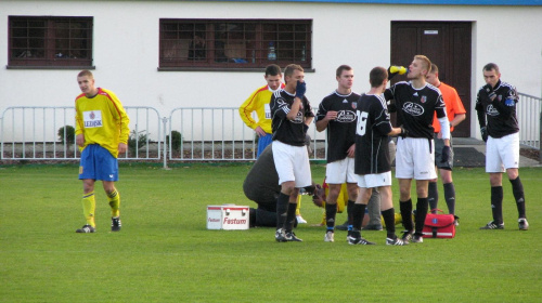 Piast Tuczempy - Pogoń Leżajsk (1:1), 11.11.2011 r. - IV liga podkarpacka #IVLiga #lezajsk #lezajsktm #leżajsk #piast #PiłkaNożna #pogon #pogoń #PogońLeżajsk #seniorzy #sport #tuczempy