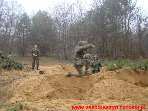 W listopadzie 2012 na kolejnym zgrupowaniu spotkały się klasy wojskowe funkcjonujące w Zespole Szkół im. Kajetana hr. Kickiego w Sobieszynie-Brzozowej #Sobieszyn #Brzozowa #KlasaWojskowa