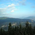 Szczebel (za nim Lubomir i Łysina), Wierzbanowska Góra, Ciecień i Lubogoszcz z Lubonia Wielkiego #góry #beskidy #BeskidWyspowy #LubońWielki