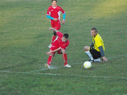 Beskid Żegocina vs Piast Łapanów
2:2 #beskid #żegocina #piast #łapanów #mecz #piłka #nożna