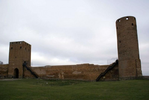 ruiny zamku książąt mazowieckich w Czersku #Czersk #ZamekWCzersku