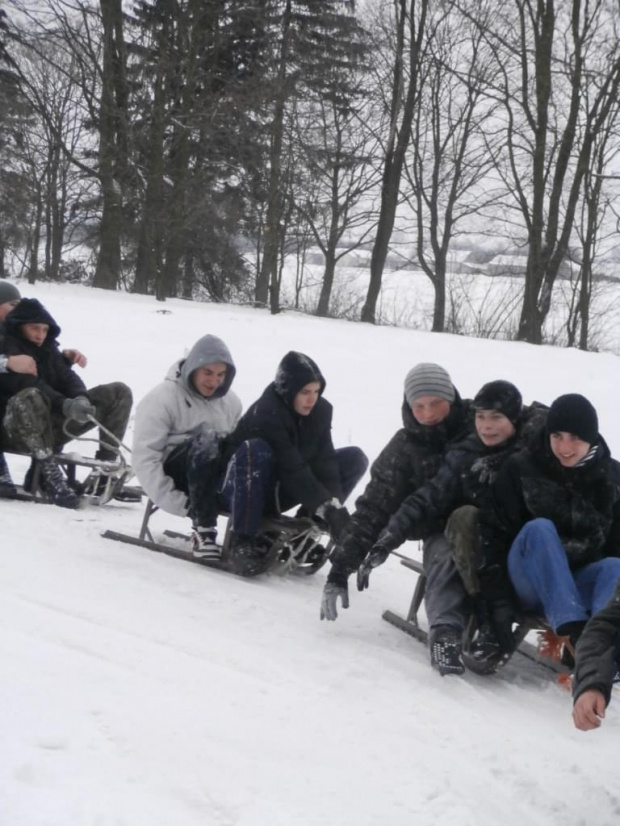 Zdjęcia z kuligu i pierwszego spotkania z narciarstwem biegowym udostępnił Kamil Grejner