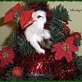 Mała szopka zorzą rozświetlona
I las cały śniegiem zasypany,
Wlewa pokój w nasze smutne serca
Narodzony dzisiaj Jezus mały.
Świąt Bożego Narodzenia zdrowych, szczęśliwych, spędzonych wśród kochających i kochanych, miłych prezentów i tych emocji, jakie...