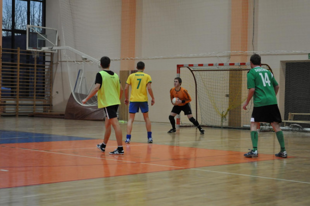 KFG - Dąbrówka 5:1, 29.12.2012 r. /L.A.L.H.P.N/ #leżajsk #lezajsk #halowa #piłka #PiłkaHalowa #AndrzejaBaja