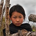 Nepalska dziewczynka #góry #Himalaje #ludzie #natura #Nepal #przyroda