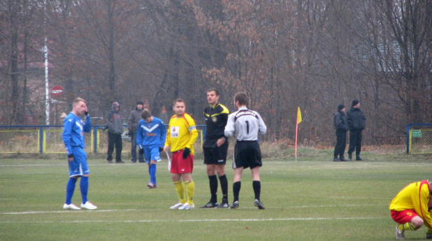 Pogoń Leżajsk - Stal Mielec (3:2), 19.11.2011 r. - 1/2 Okręgowego Pucharu Polski #lezajsk #lezajsktm #leżajsk #mielec #PiłkaNożna #pogon #pogoń #PogońLeżajsk #sport #stal #StalMielec