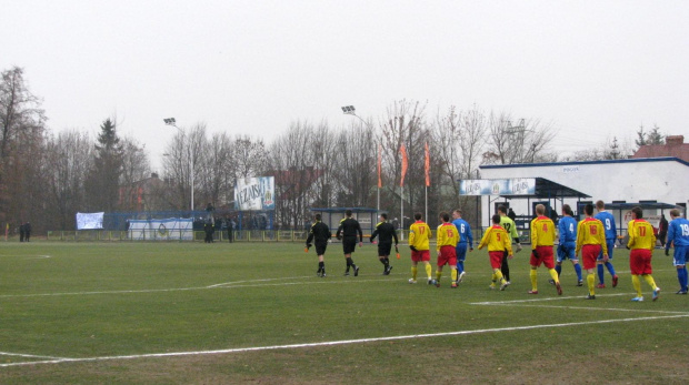 Pogoń Leżajsk - Stal Mielec (3:2), 19.11.2011 r. - 1/2 Okręgowego Pucharu Polski #lezajsk #lezajsktm #leżajsk #mielec #PiłkaNożna #pogon #pogoń #PogońLeżajsk #sport #stal #StalMielec