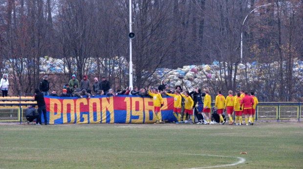 Pogoń Leżajsk - Stal Mielec (3:2), 19.11.2011 r. - 1/2 Okręgowego Pucharu Polski #lezajsk #lezajsktm #leżajsk #mielec #PiłkaNożna #pogon #pogoń #PogońLeżajsk #sport #stal #StalMielec