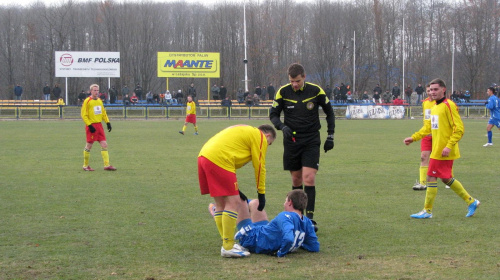 Pogoń Leżajsk - Stal Mielec (3:2), 19.11.2011 r. - 1/2 Okręgowego Pucharu Polski #lezajsk #lezajsktm #leżajsk #mielec #PiłkaNożna #pogon #pogoń #PogońLeżajsk #sport #stal #StalMielec