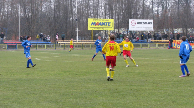 Pogoń Leżajsk - Stal Mielec (3:2), 19.11.2011 r. - 1/2 Okręgowego Pucharu Polski #lezajsk #lezajsktm #leżajsk #mielec #PiłkaNożna #pogon #pogoń #PogońLeżajsk #sport #stal #StalMielec