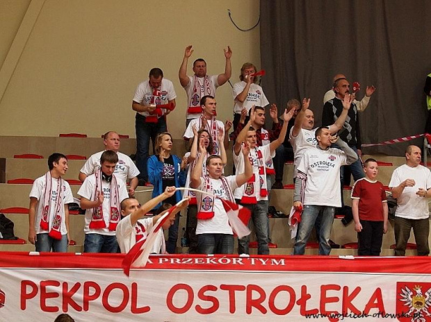 Ślepsk Suwałki – Pekpol Ostrołęka 3:0, mecz I ligi, 19 listopada 2011 #Wigry #Suwałki #PekpolOstrołęka #mecz #ILiga #siatkówka