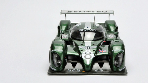 Bentley Speed 8 #8 Herbert/Brabham/Blundell Le Mans 2003 - 1:18 AUTOart