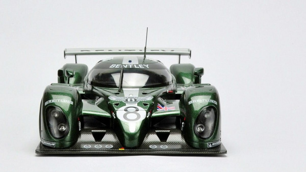 Bentley Speed 8 #8 Herbert/Brabham/Blundell Le Mans 2003 - 1:18 AUTOart