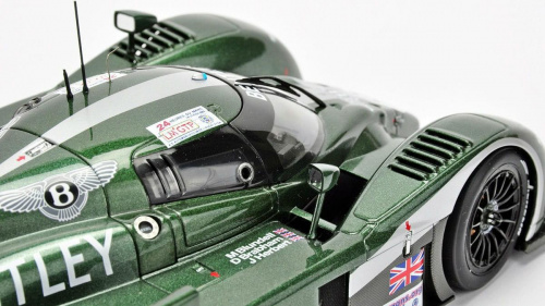 Bentley Speed 8 #8 Herbert/Brabham/Blundell Le Mans 2003 - 1:18 AUTOart