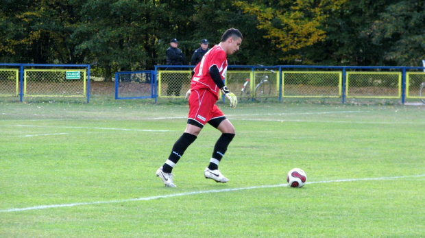 Pogoń Leżajsk - Czuwaj Przemyśl (2:2), 08.10.2011 r. - IV liga podkarpacka #czuwaj #CzuwajPrzemyśl #lezajsk #lezajsktm #leżajsk #PiłkaNożna #pogon #pogoń #PogońLeżajsk #przeworsk #sport