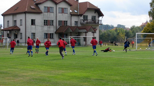 Pogoń Leżajsk - Czuwaj Przemyśl (2:2), 08.10.2011 r. - IV liga podkarpacka #czuwaj #CzuwajPrzemyśl #lezajsk #lezajsktm #leżajsk #PiłkaNożna #pogon #pogoń #PogońLeżajsk #przeworsk #sport