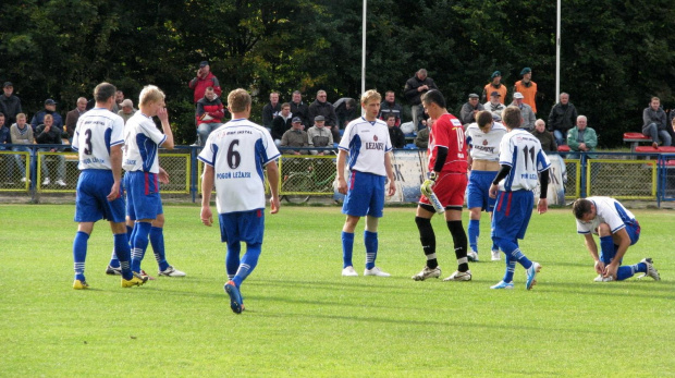 Pogoń Leżajsk - Czuwaj Przemyśl (2:2), 08.10.2011 r. - IV liga podkarpacka #czuwaj #CzuwajPrzemyśl #lezajsk #lezajsktm #leżajsk #PiłkaNożna #pogon #pogoń #PogońLeżajsk #przeworsk #sport