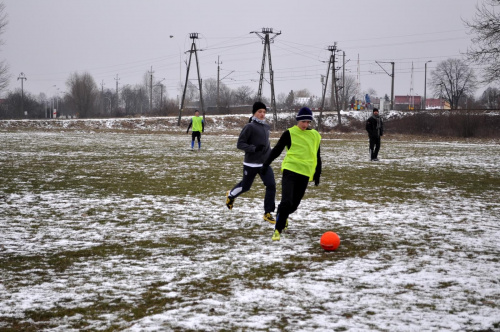 Pogoń Leżajsk - Huragan Gniewczyna (3:1), 22.02.2013 r. - Juniorzy starsi i młodsi #pogoń #pogon #leżajsk #lezajsk #PogońLeżajsk #lezajsktm #gniewczyna #HuraganGniewczyna