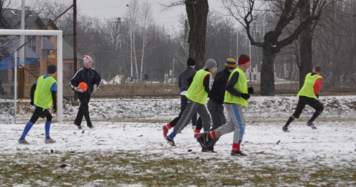 Pogoń Leżajsk - Huragan Gniewczyna (3:1), 22.02.2013 r. - Juniorzy starsi i młodsi #pogoń #pogon #leżajsk #lezajsk #PogońLeżajsk #lezajsktm #gniewczyna #HuraganGniewczyna