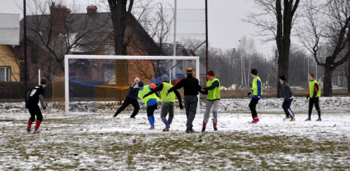 Pogoń Leżajsk - Huragan Gniewczyna (3:1), 22.02.2013 r. - Juniorzy starsi i młodsi #pogoń #pogon #leżajsk #lezajsk #PogońLeżajsk #lezajsktm #gniewczyna #HuraganGniewczyna