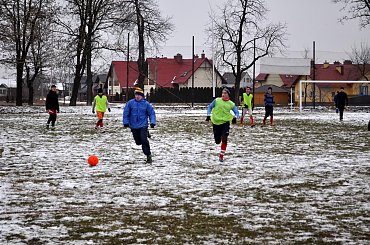 Pogoń Leżajsk - Huragan Gniewczyna (3:1), 22.02.2013 r. - Juniorzy starsi i młodsi #pogoń #pogon #leżajsk #lezajsk #PogońLeżajsk #lezajsktm #gniewczyna #HuraganGniewczyna