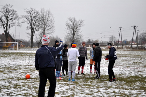 Pogoń Leżajsk - Huragan Gniewczyna (3:1), 22.02.2013 r. - Juniorzy starsi i młodsi #pogoń #pogon #leżajsk #lezajsk #PogońLeżajsk #lezajsktm #gniewczyna #HuraganGniewczyna