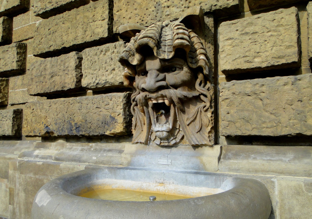 Mannheimer Wasserturm to wieża ciśnień w Mannheim, jeden z symboli miasta.