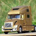 Volvo VN780