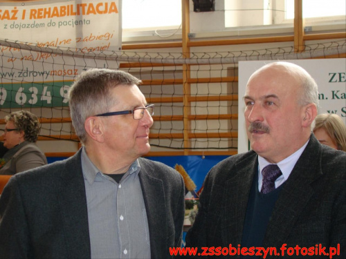 XI Targi Edukacyjne w Zespole Szkół Ogólnokształcących w Rykach- fot. prezentacji szkoły Paweł Syta #Sobieszyn #Brzozowa