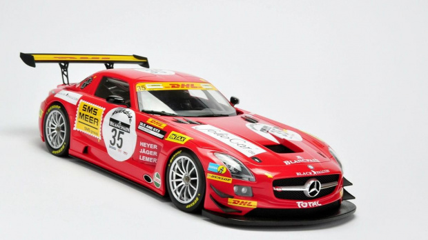 Mercedes SLS AMG GT3 #35 Black Falcon SPA 2011 - Minichamps 1:18