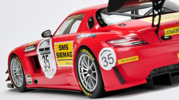 Mercedes SLS AMG GT3 #35 Black Falcon SPA 2011 - Minichamps 1:18