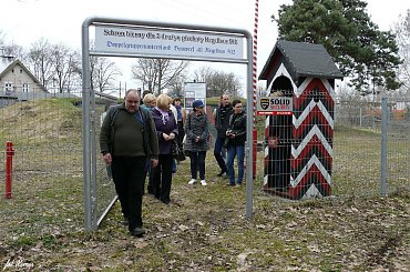 Burmistrz i zastepca burmistrza Pisza oraz delegacja zaprzyjaźnionych samorządów z Białorusi i Ukrainy na zwiedzaniu scieżki historycznej i obiektów zabytkowych w Piszu #Pisz #Regelbau502 #Rygielpisz