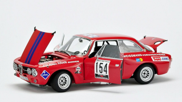 ALFA ROMEO GT Am SPA 1971 BETZLER #154 - AUTOart 1:18