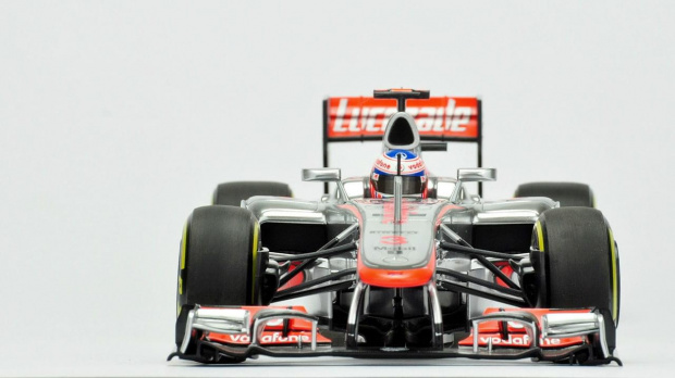 McLaren Mercedes MP4/27 #3 Jenson Button F1 2012 - Minichamps 1:18