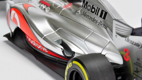 McLaren Mercedes MP4/27 #3 Jenson Button F1 2012 - Minichamps 1:18