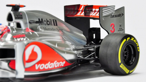 McLaren Mercedes MP4/27 #3 Jenson Button F1 2012 - Minichamps 1:18