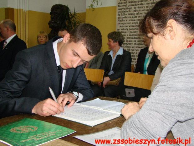 Ostatni dzień z moją klasą czyli zakończenie roku klasy maturalnej #Sobieszyn #Brzozowa #ZespółSzkółWSobieszynie