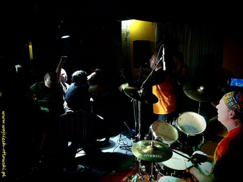 TZN Xenna - Suwalskie Ucho Muzyczne nr XXV; restauracja Na Starówce; 26 listopada 2011 #TZNXenna #SuwalskieUchoMuzyczne #RestauracjaNaStarówce #Suwałki #muzyka #PunkRock #koncert